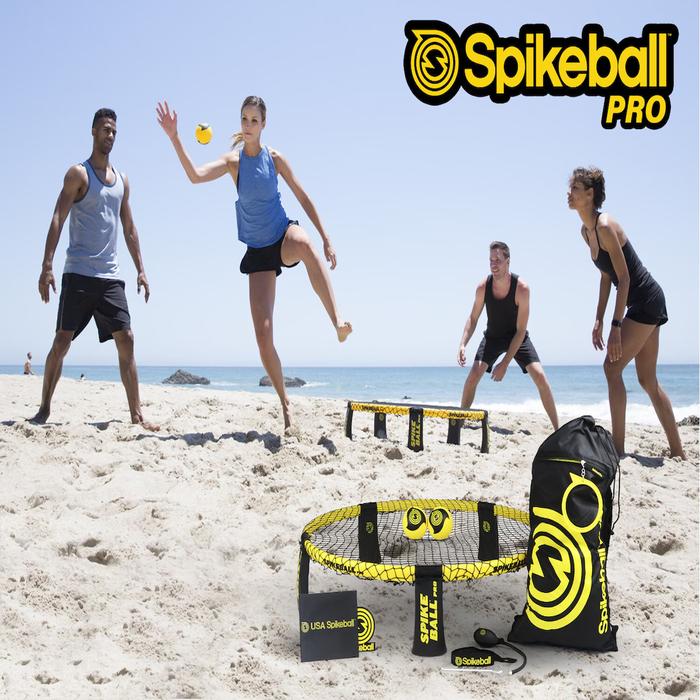 Spikeball Pro -peli